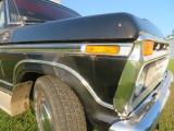 Small image of truck